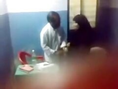 ഹണീ, നിനക്ക് അറിയാമല്ലോ ആദ്യം നഗ്നനേത്രങ്ങൾ പിന്നെ അനൽ സെക്സ്